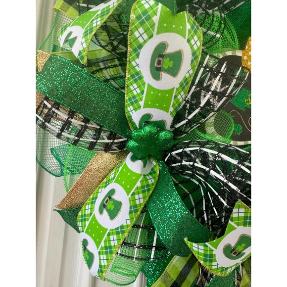 Happy Saint Patrick’s Day Leprechauns Mesh Ribbon Wreath Door Hanger - Picture 5 of 9
